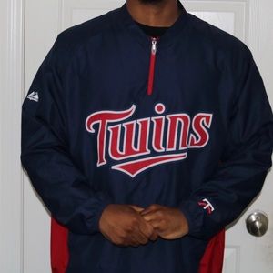 Twins windbreak jacket